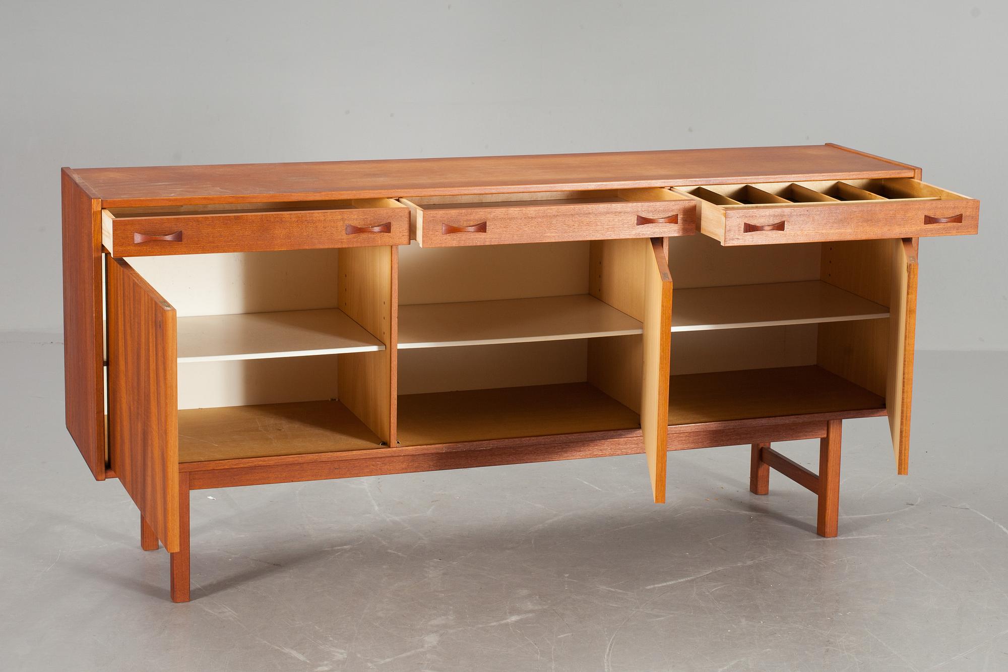 SIDEBOARD, Ulferts, Tibro, 1960-tal.