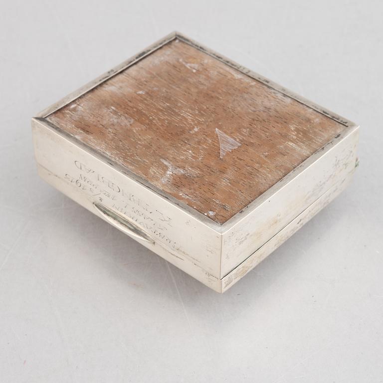 Bowl CG Hallberg 1928 and cigarette case K Anderson 1910 silver.