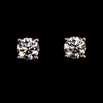 ÖRHÄNGEN, vitguld 14K, briljantslipade diamanter tot. 1,04 ct. Intyg 194.