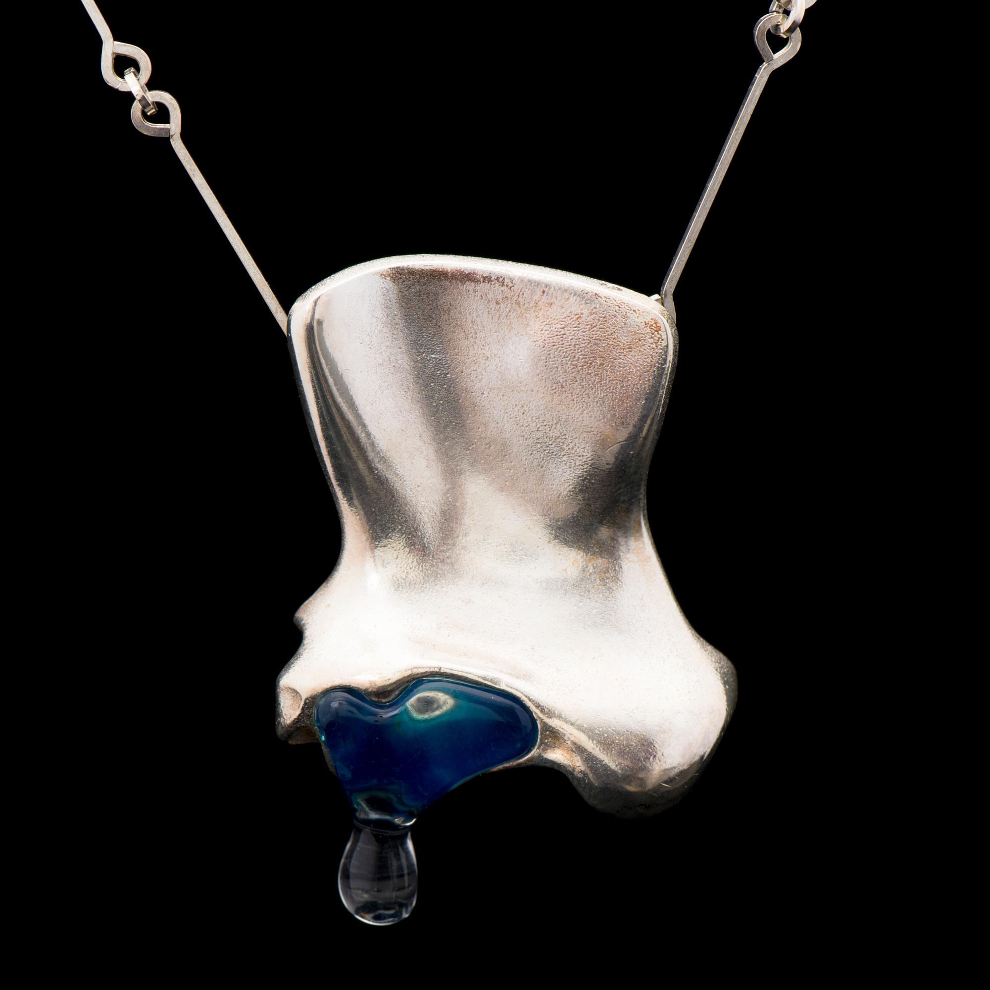 BJÖRN WECKSTRÖM, HALSSMYCKE, "Otus", silver, akryl. Lapponia 1973.