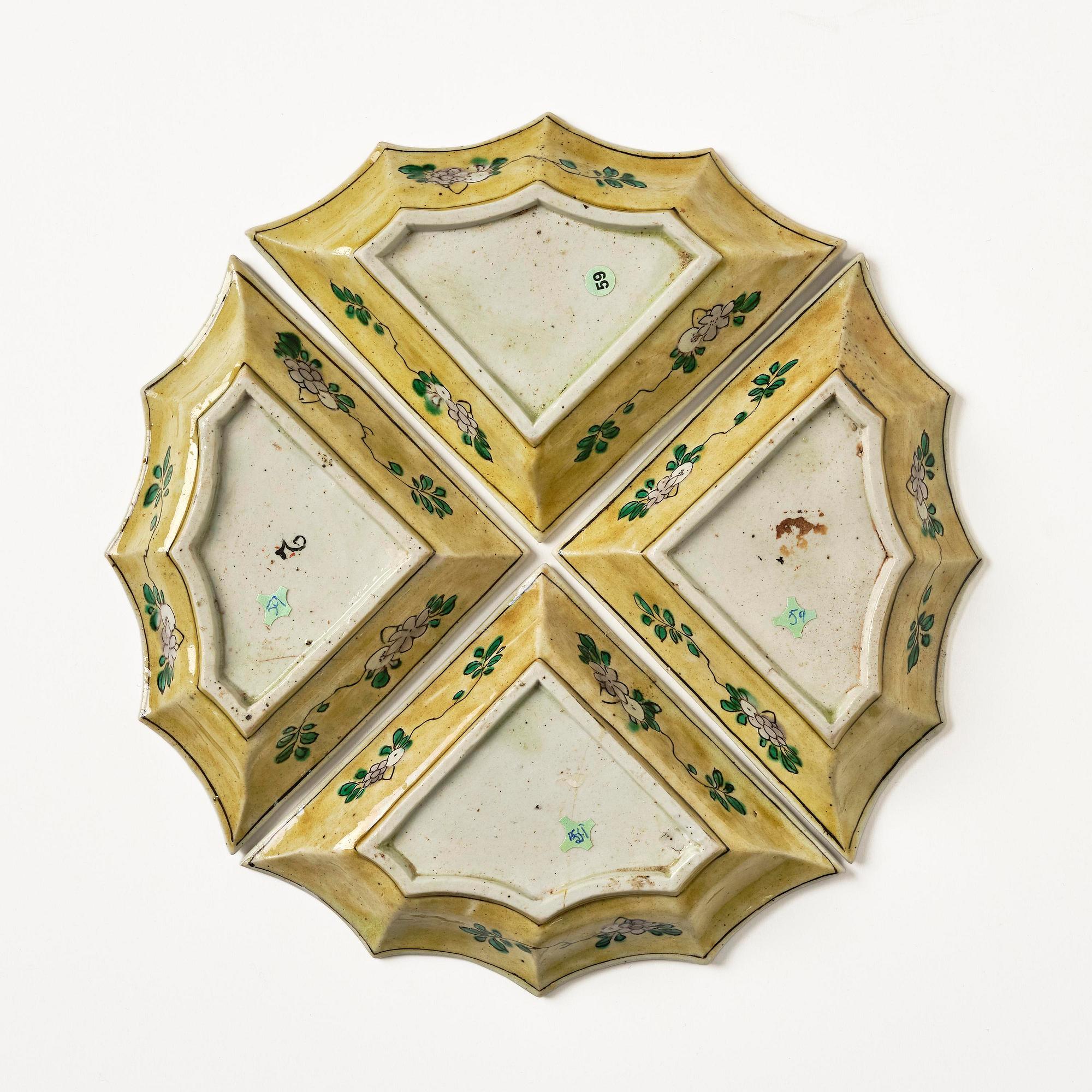 A bisquit four-piece cabaret, Qing dynasty, Kangxi (1662-1722).