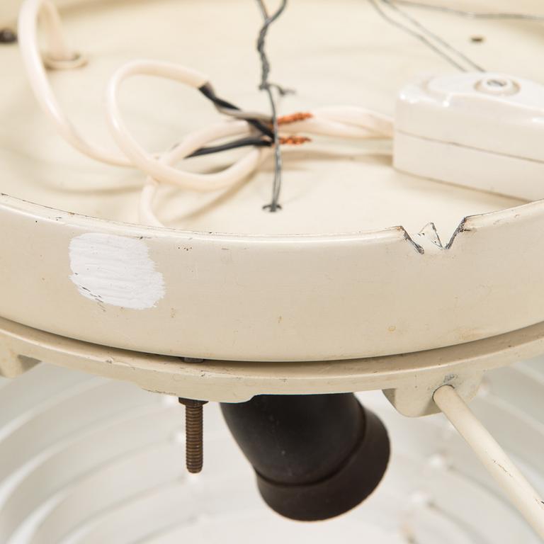 Alvar Aalto, 'A622B' ceiling light for Valaistustyö.