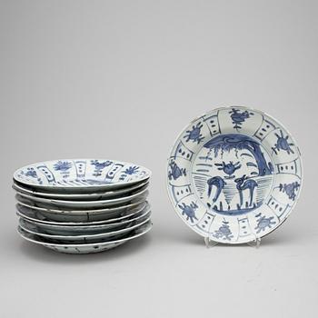 A matched set of nine dishes, Ming dynasty, Wanli (1572-1620).