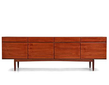 9. Ib Kofod-Larsen, sideboard, "FA 66", Faarup Møbelfabrik, Danmark 1960-tal.