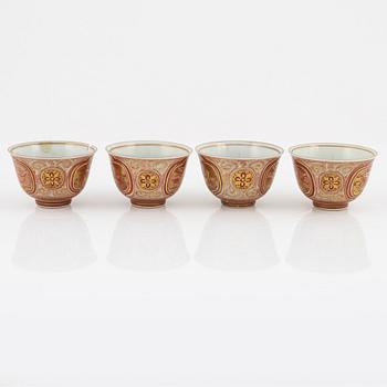 Vinkoppar, fyra stycken, porslin. Japan, tidigt 1900-tal.