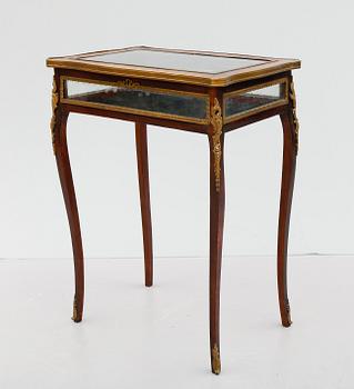 MONTERBORD, Louis XVI-stil, 1800-tal.