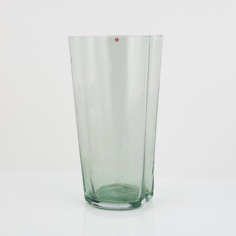 Alvar Aalto, vas, glas, "Alvar Aalto 100 år", Iittala 1284/1998.