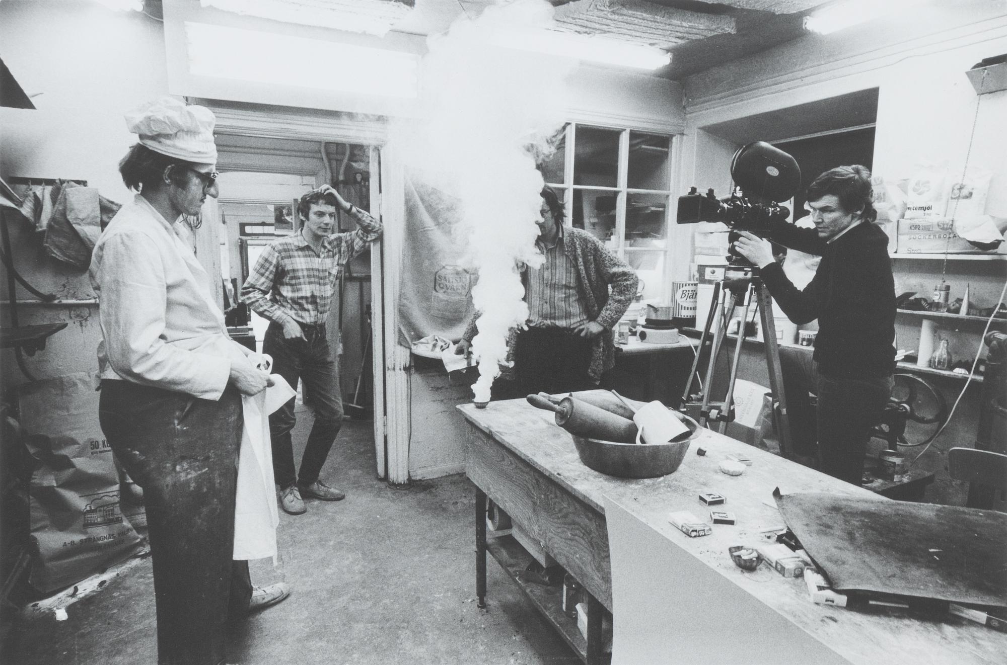 Carl Johan De Geer, fotografi, signerat 10/30.