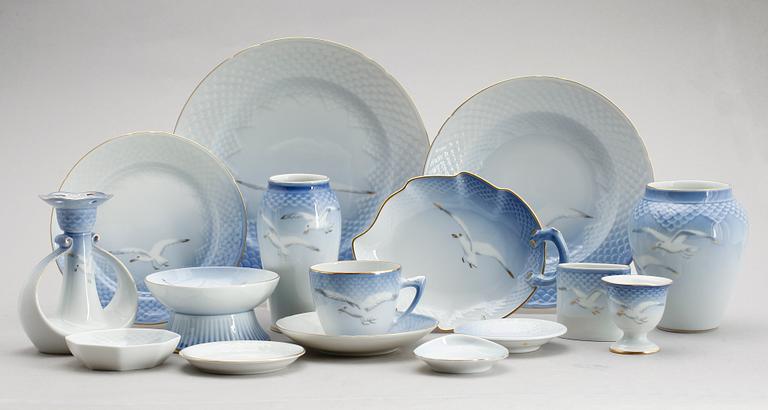 SERVISPORSLIN, 36 delar, Måsen, Bing & Gröndahl.