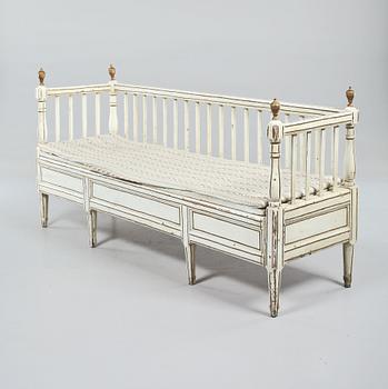 SOFFA, gustaviansk provinsarbete, 1800-talets första hälft.