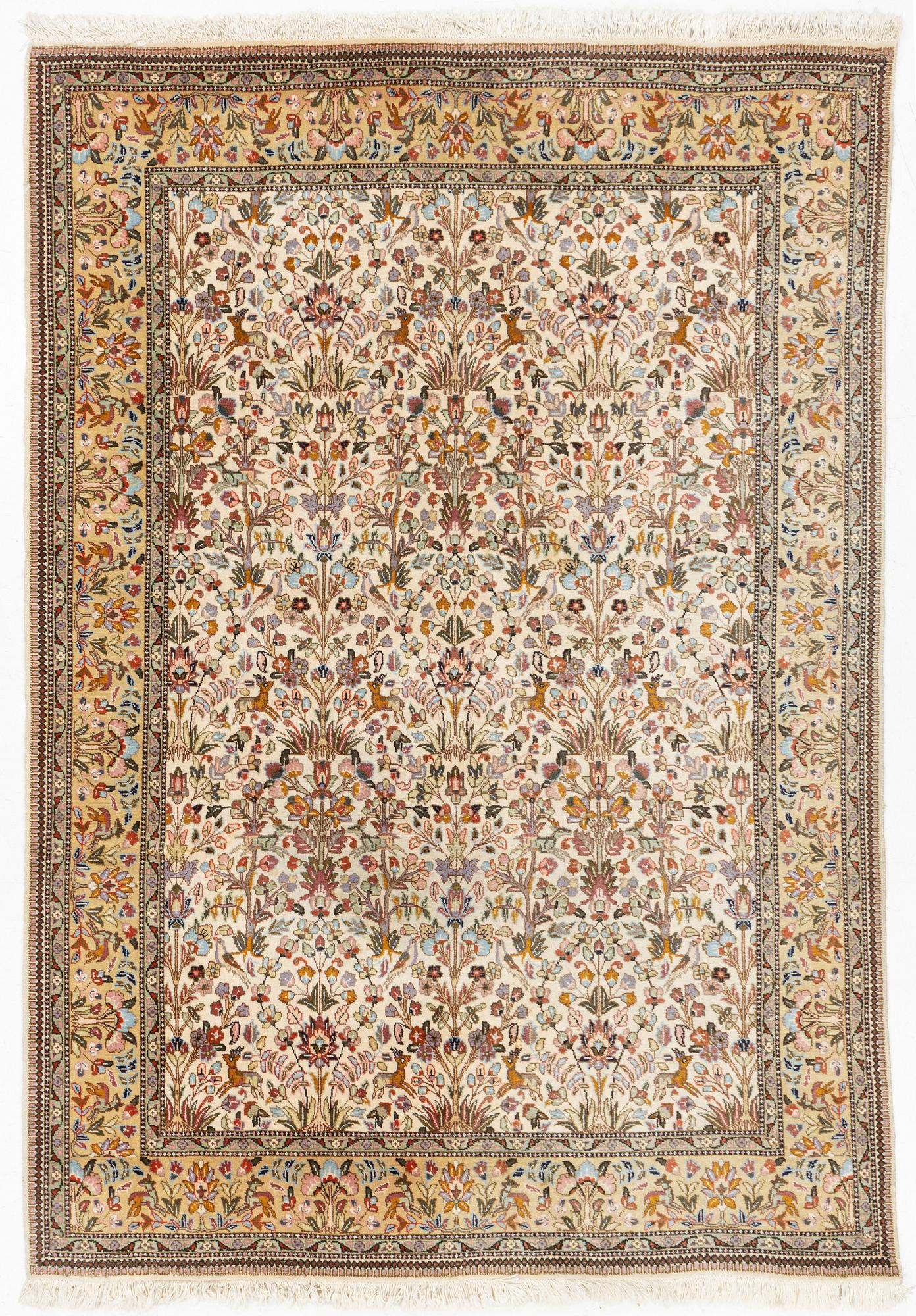 A Tabriz carpet, so called Tabatabai, c. 285 x 200 cm.