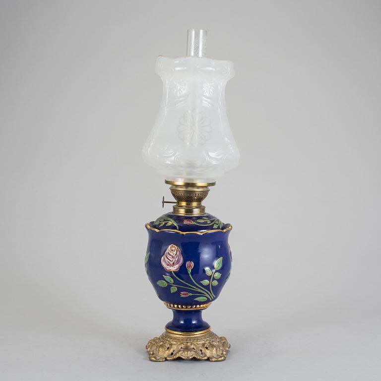 BORDSFOTOGENLAMPA, omkring sekelskiftet 1900.