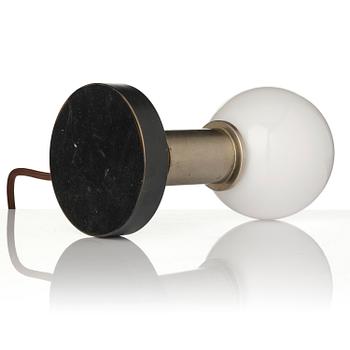 Harald Notini, bordslampa, modell 6992, Arvid Böhlmarks Lampfabrik, Stockholm, 1930-tal.