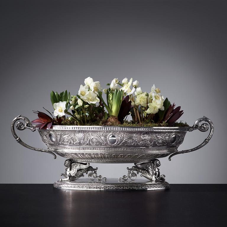 Jardiniere, silver, fantasistämplar, Hanau 1800-talets slut / 1900-talets början, sannolikt. Empire-stil.