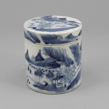 BURK med LOCK, porslin, Kina, 1800-tal.