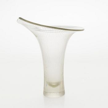 Tapio Wirkkala, a 'Chanterelle' glass vase, signed Tapio Wirkkala, Iittala -58.