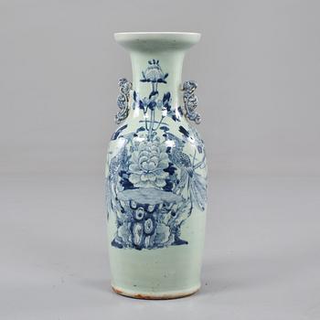 URNA, porslin, Kina, 1800-tal.