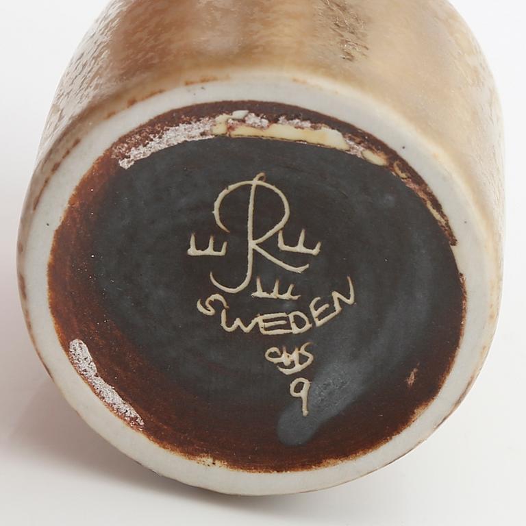 Miniatyrer 11 st bla Gunnar Nylund, Carl Harry Stålhane och John  Andersson keramik och trä.