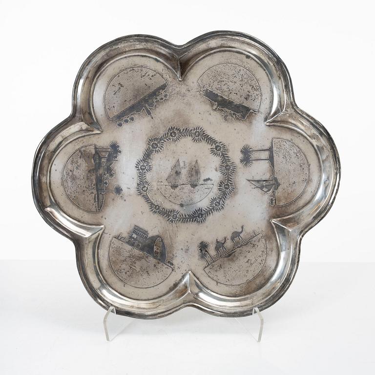 Tray and sugar bowl, silver, Iraq, first half of the 20th century.