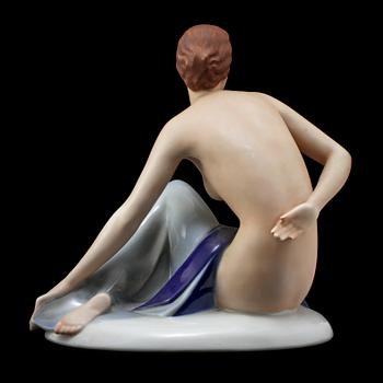 FIGURIN, porslin, "715", Gerhard Schliepstein, Rosenthal, 1900-talets tredje kvartal.