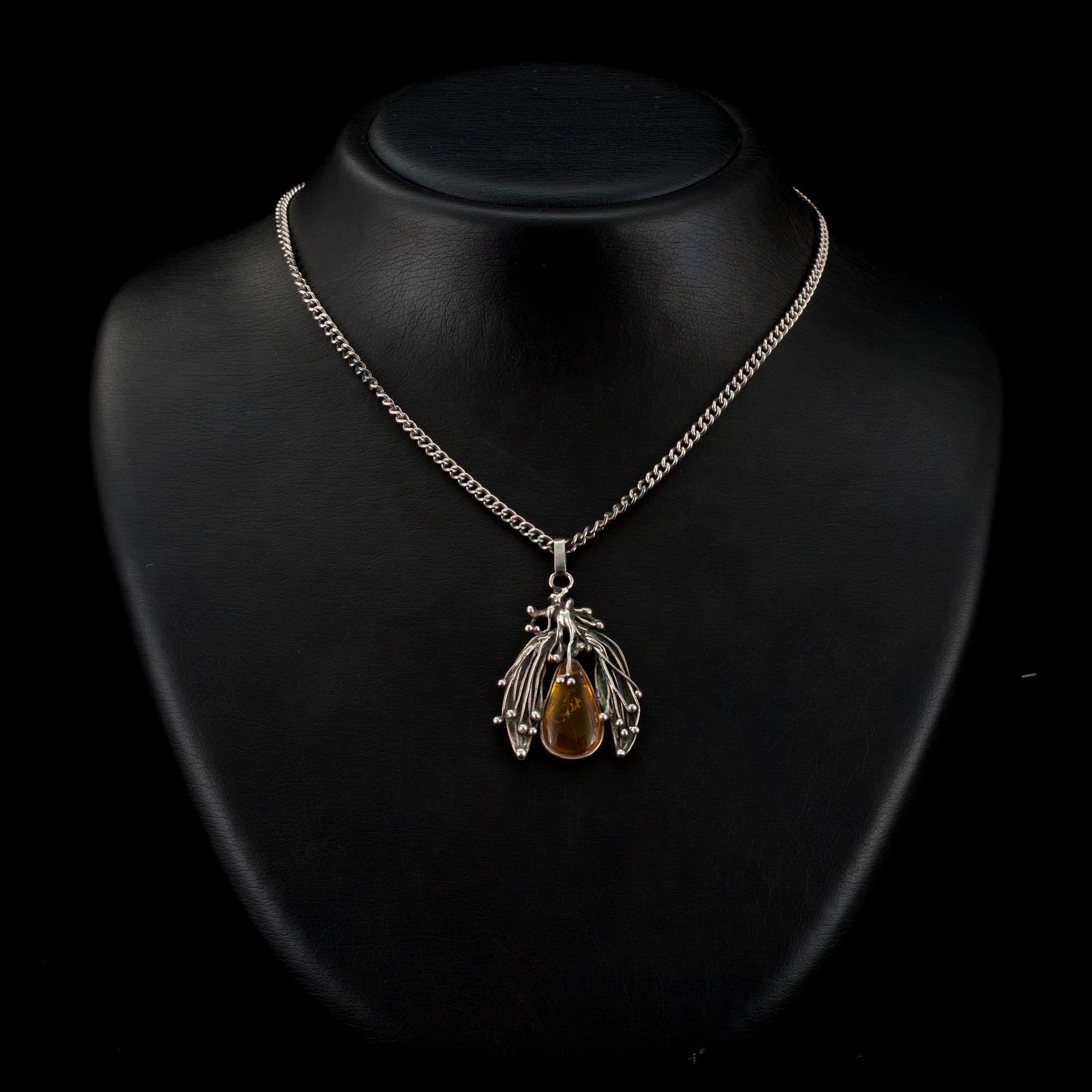 PARTI HALSBAND, 4 st. Silver. Vikt 177 g.