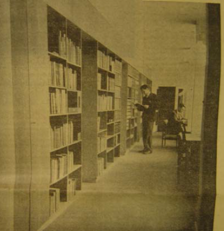 John Kandell, karmstolar, ett par, J. E. Blomqvist Möbelfabrik, Storvreta, för Tingshuset i Västervik, ca 1959.