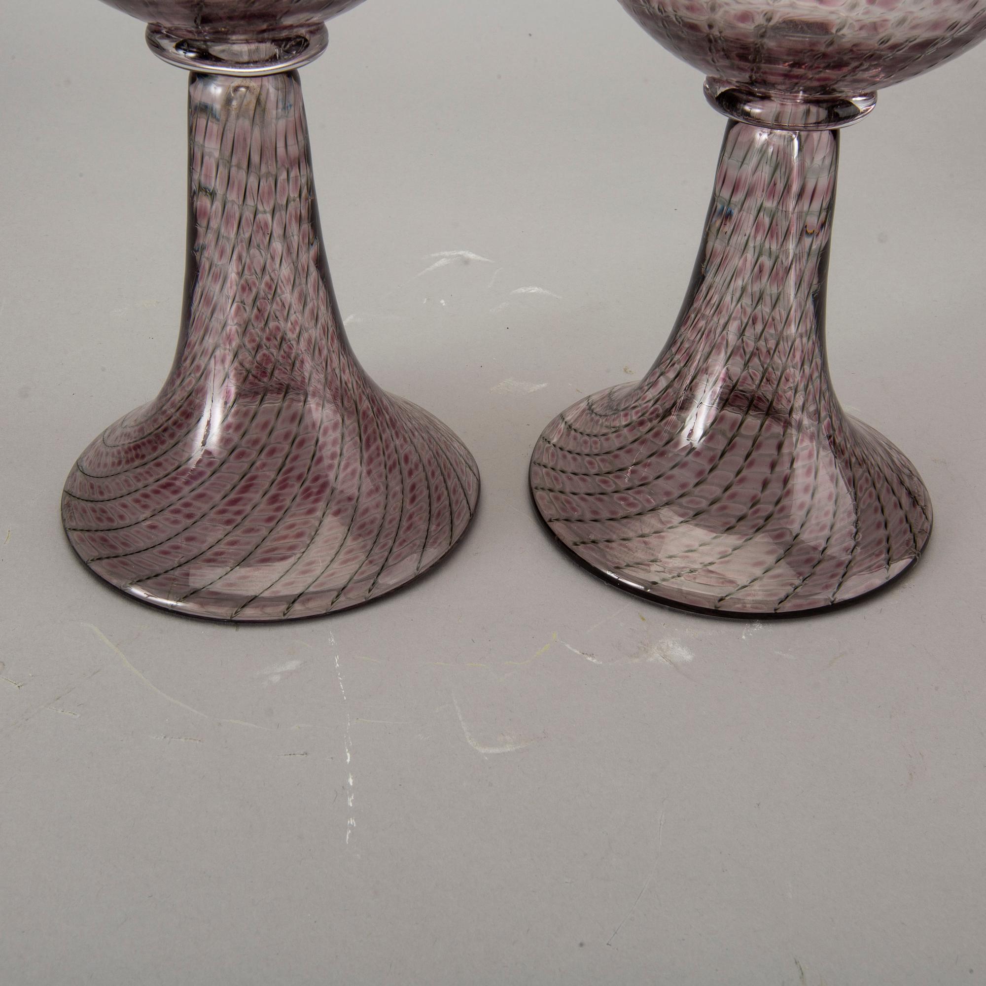 KERTTU NURMINEN, pokalglas, 2 st, Nuutajärvi Notsjö, signerade.