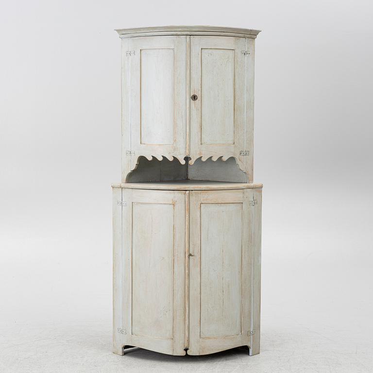 Hörnskåp, 1800-tal.