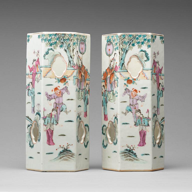 A set of two of famille rose lanterns/hat stands, Qing dynasty, late 19th Century.