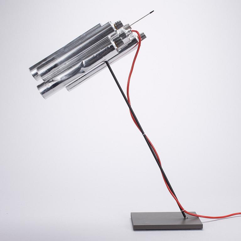 BORDSLAMPA, "Tu-be two" Ingo Maurer.
