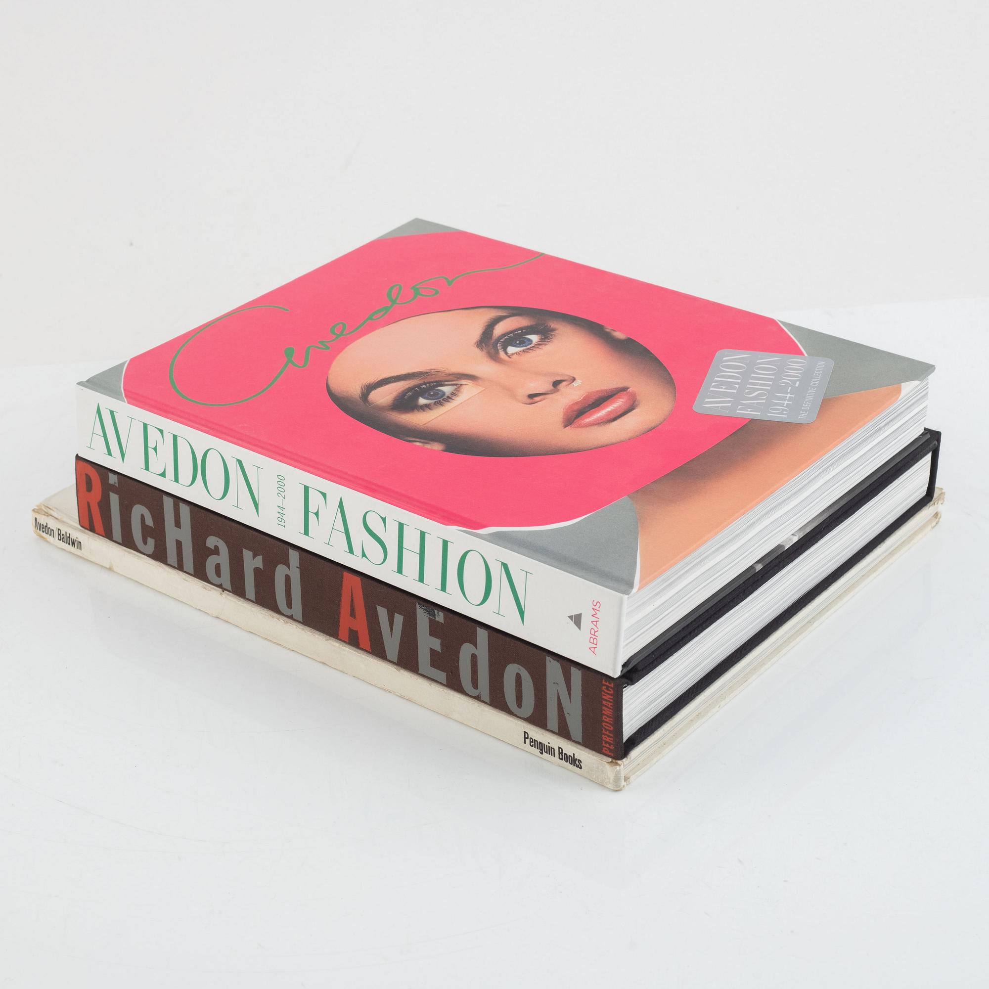 Richard Avedon, photo books, three volumes. - Bukowskis Richard Avedon, photo books, three volumes. - Bukowskis