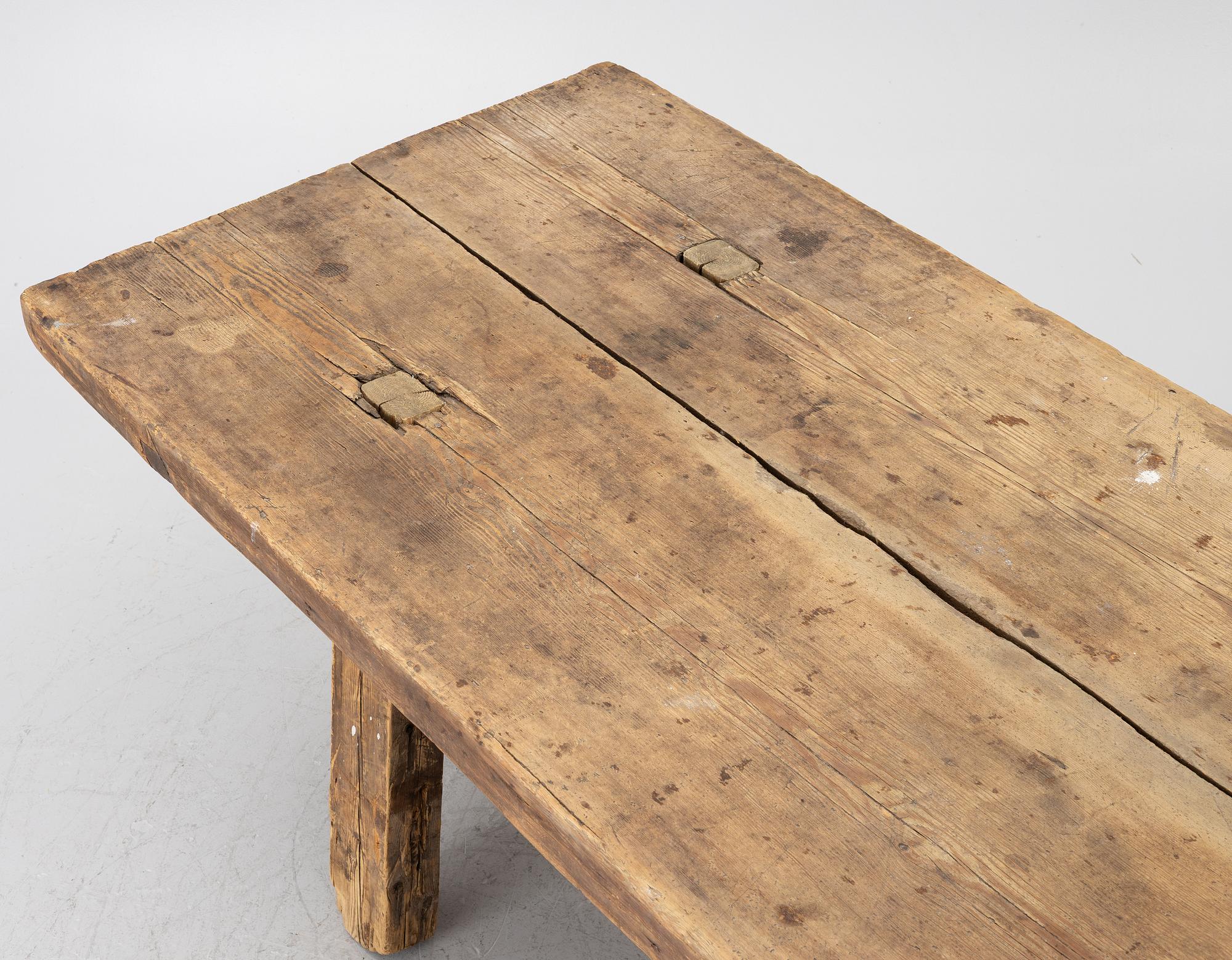 Table, folk art, so-called “Hedningabord”, 18th/19th century.
