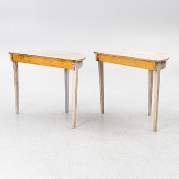 A pair of tables, second half of the 19th century.
