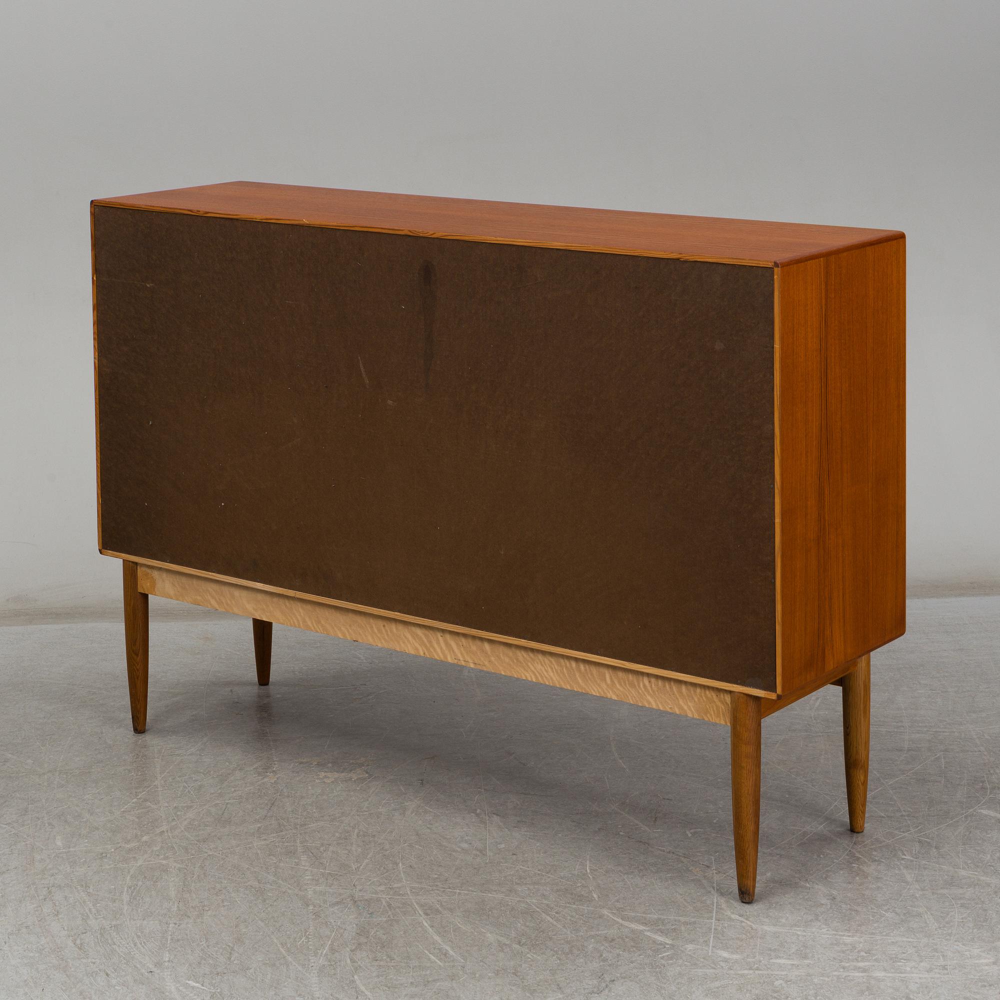 BERTIL FRIDHAGEN, sideboard, Bodafors, 1900-talets andra hälft.