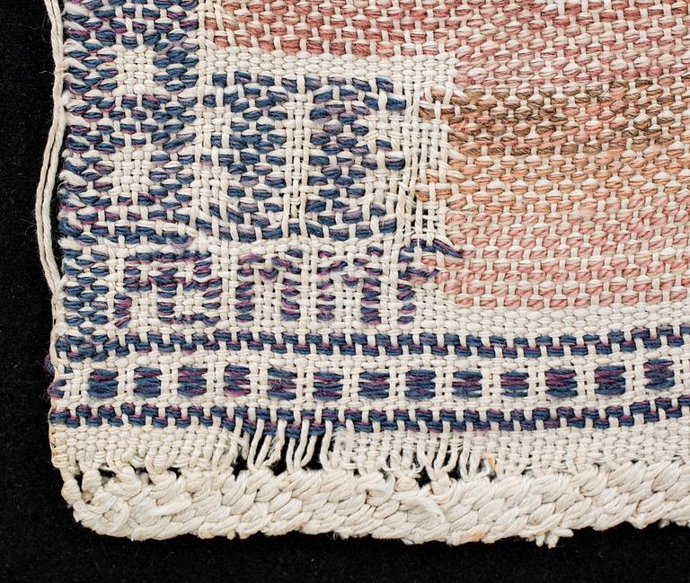 VÄVNAD, "Löwendal", inplock på linnebotten, AB MMF (AB Märta Måås-Fjetterström). Ca 77 x 38 cm.