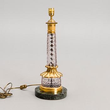 VENÄLÄINEN PÖYTÄVALAISIN, Empire, 1800-luvun ensimmäinen puoli.
