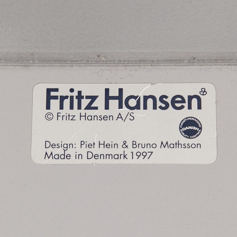 Piet Hein & Bruno Mathsson, matbord, "Superellips", Fritz Hansen, Danmark, 1997.
