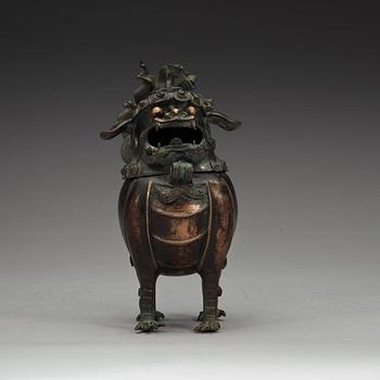 A bronze censer in the shape of a buddhist lion, Qing dynasty (1644-1912).