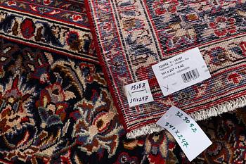 A Najafabad carpet, c. 341 x 247 cm.