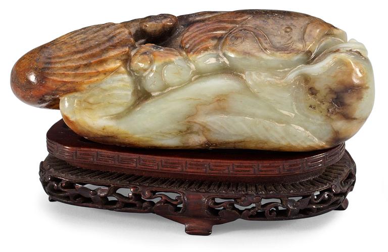 A nefrit figure of a 'double fishes', presumably late Qing dynasty.