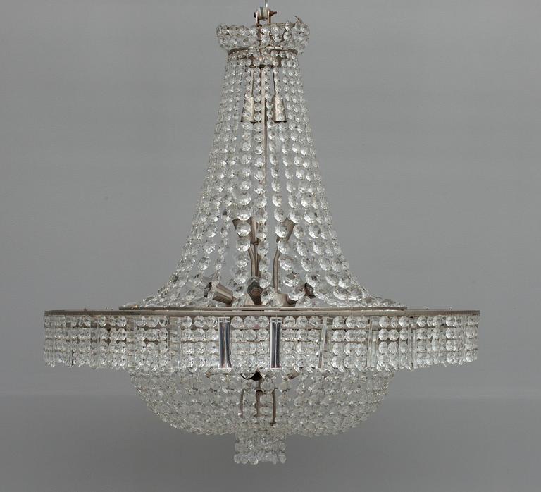 TAKKRONA, 1900-tal. Höjd ca 95 cm.