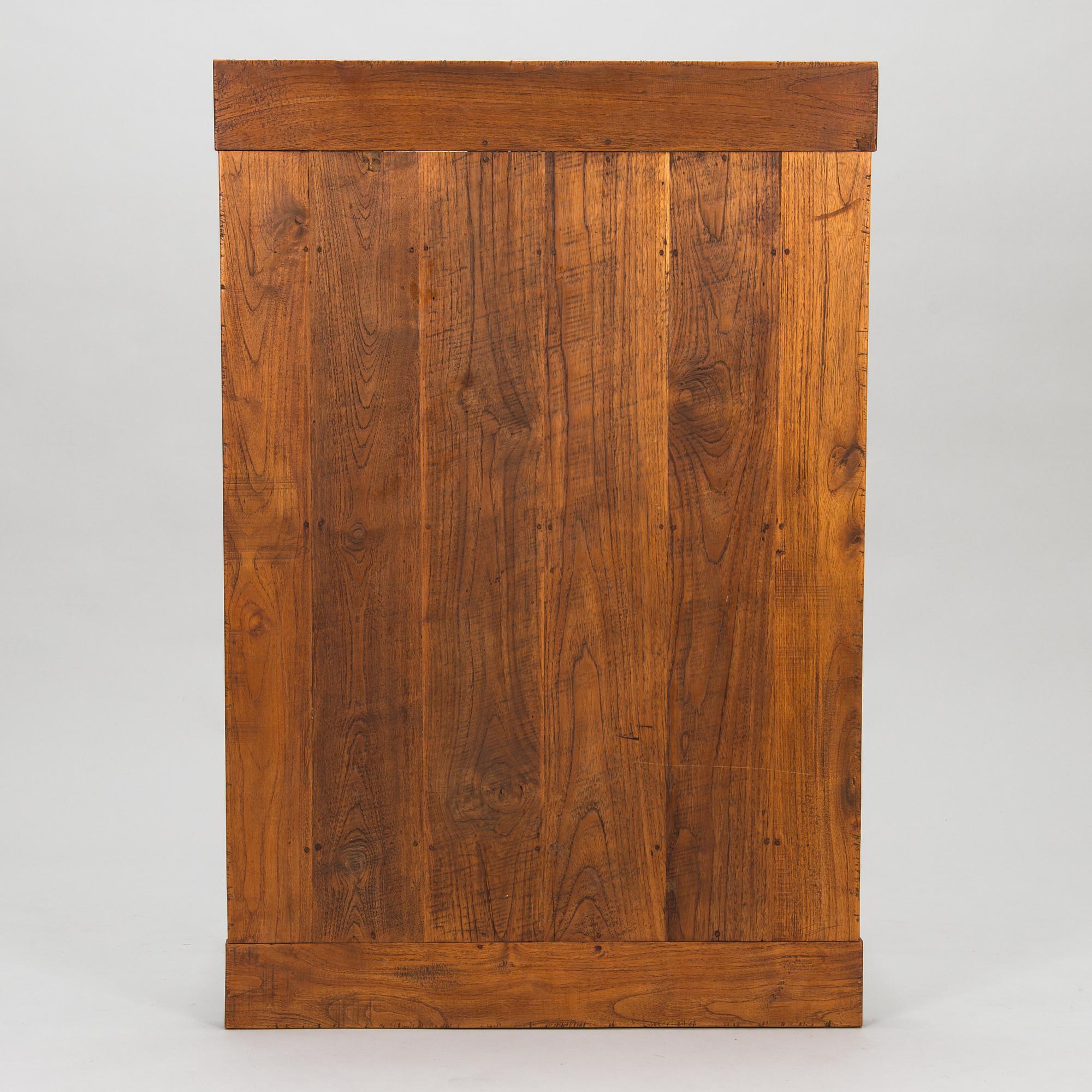 A coffee table. 21th century.