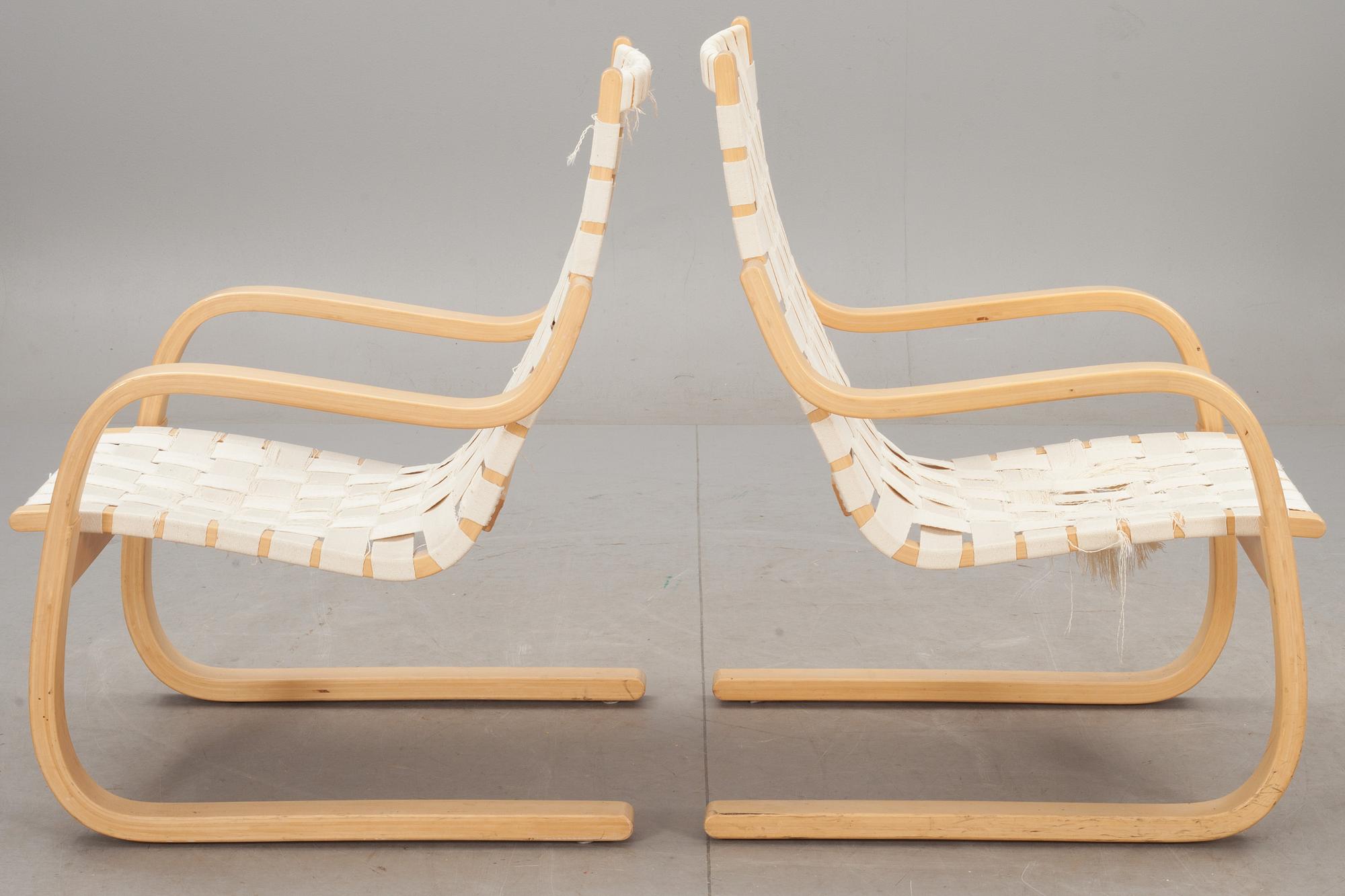 FÅTÖLJER, ett par, "Modell 406", Alvar Aalto, för Artek, Finland.