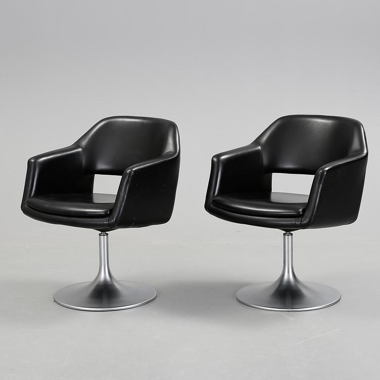FÅTÖLJER, ett par, "Largo",  R. Tillberg & B. Johanson, Johanson Design, 2000-tal.