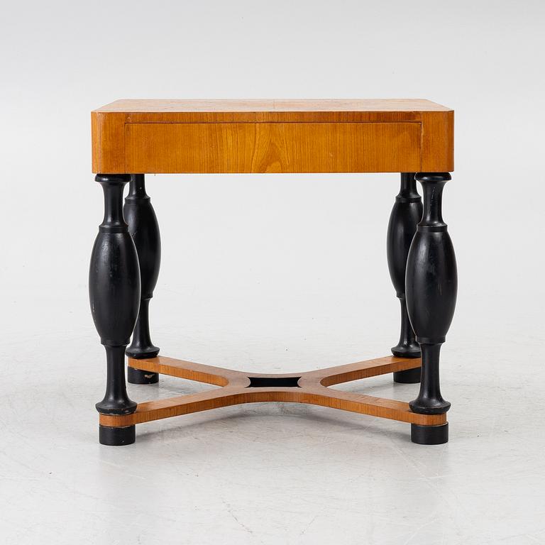 Table, Swedish Grace, first half of the 20th century.