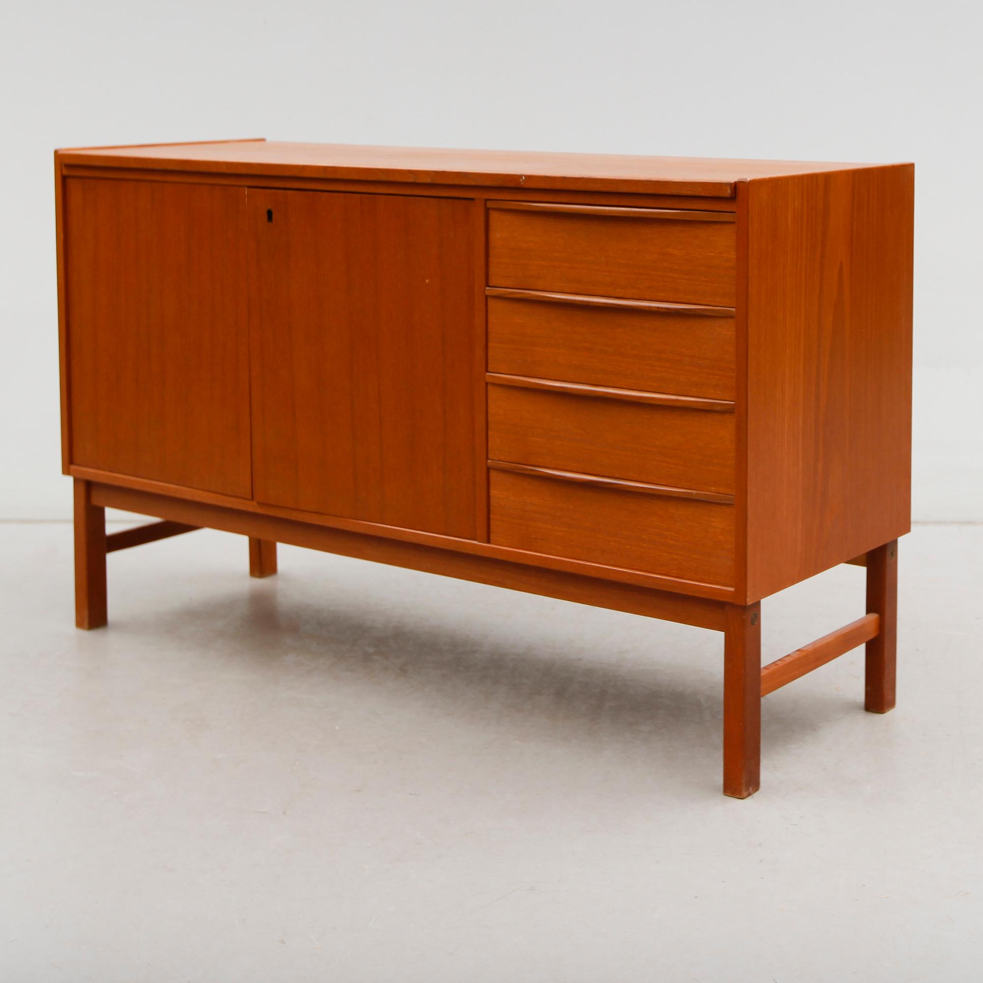 SIDEBOARD, teak, 1950/60-tal.