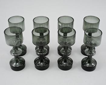 VASER, 8 st, glas, Kaj Franck, Nuutajärvi Notsjö, Finland, 1900-talets andra hälft.