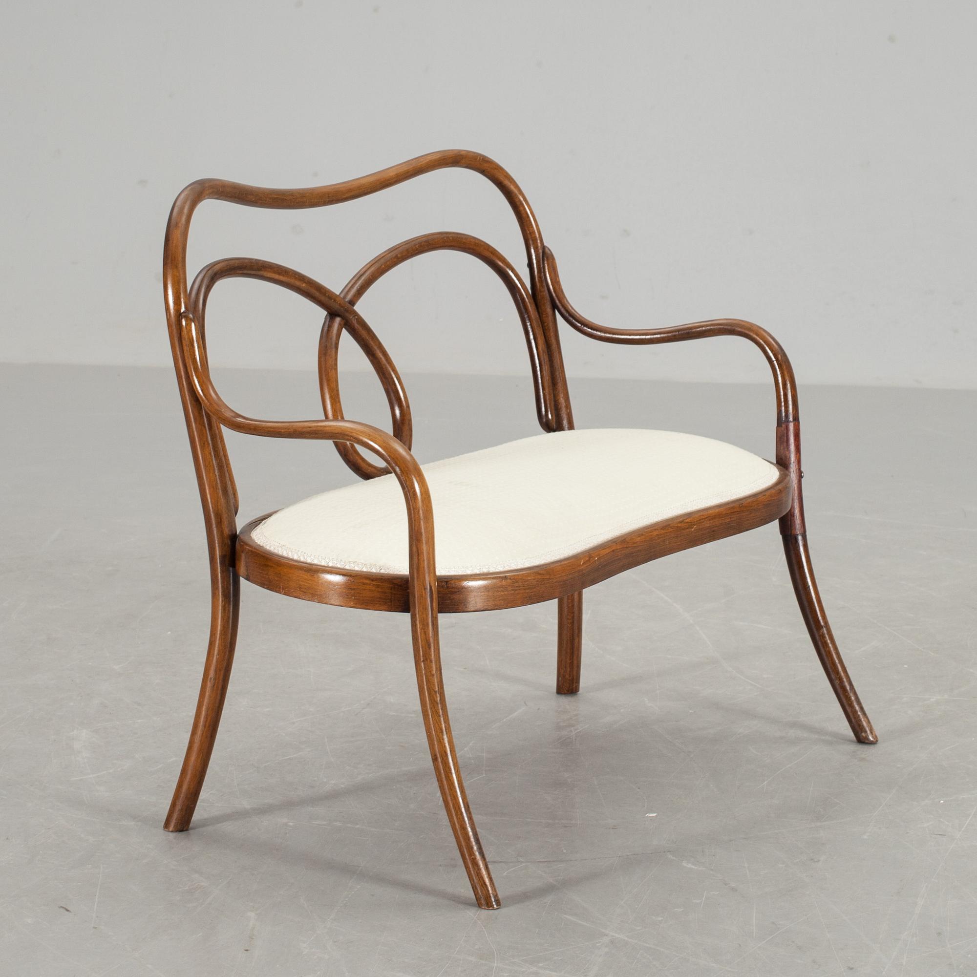 BARNSOFFA, Thonet typ, 1900-talets början.