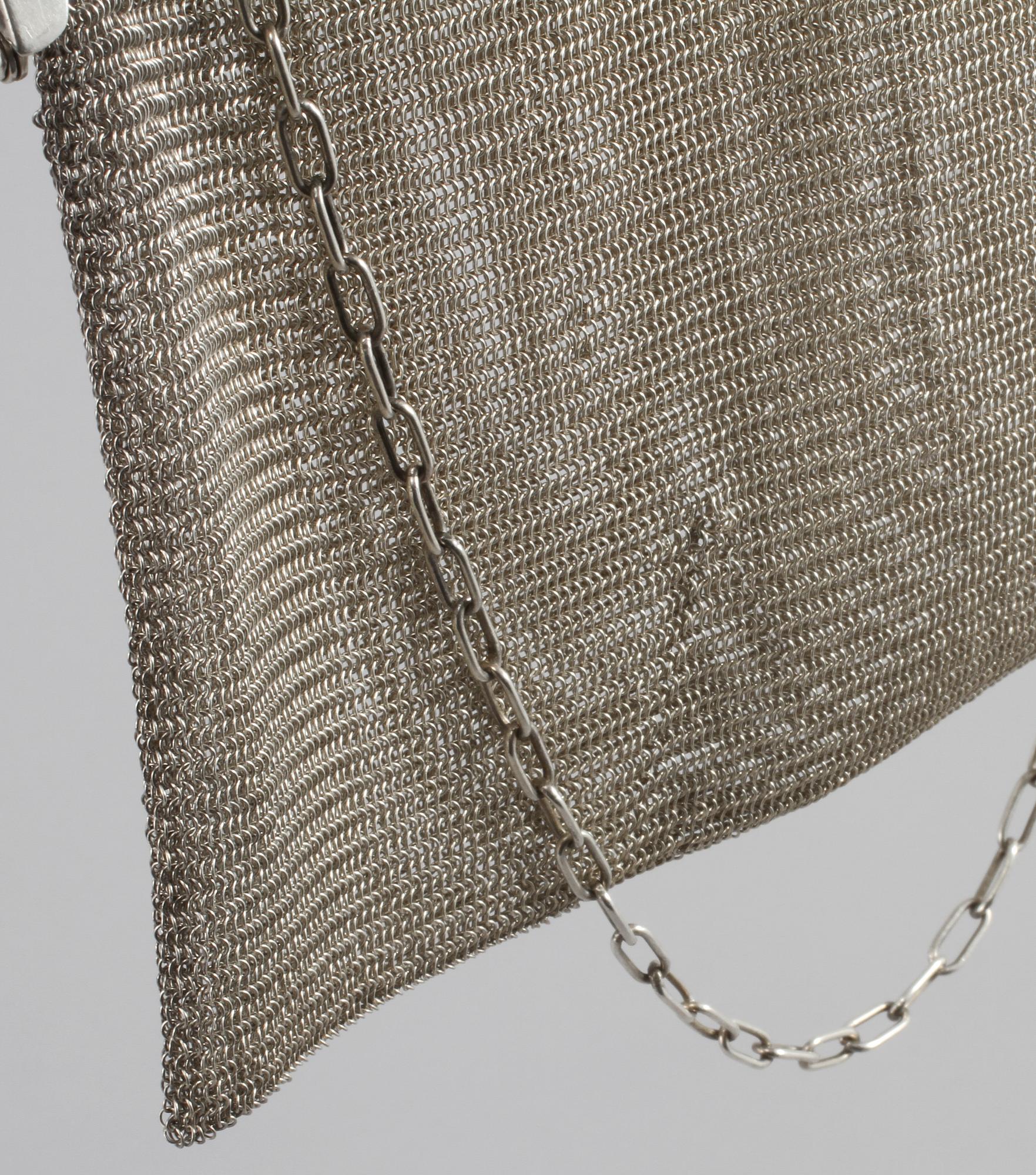 AFTONVÄSKA, silver, 1900-talets första hälft, total vikt ca 215 gram.