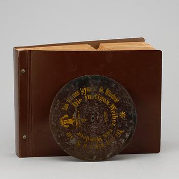 SPELDOSA MED SKIVOR, 33 st, Polyphon, Tyskland, omkring 1900.